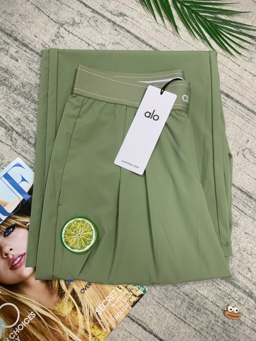 New ALO Yoga Dune Grass Urban Trouser ✨ Suit Up Regular 30" Inseam - Picture 7 of 11